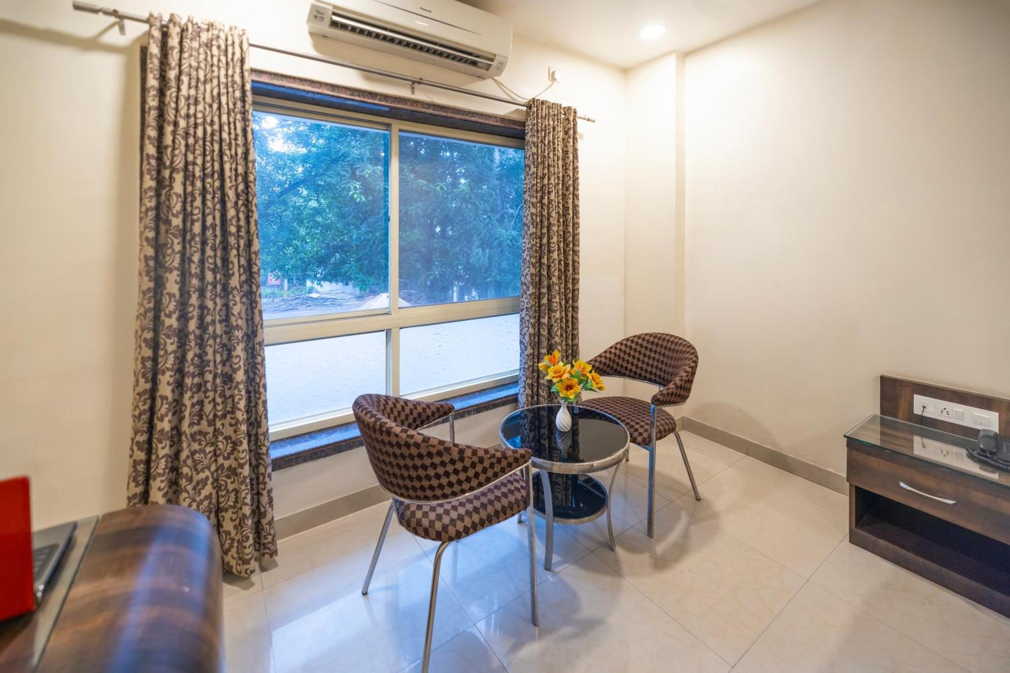 Sheetal International Hotel Raipur  Exterior photo